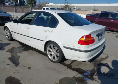 2002 BMW 325I из США, поврежденный, VIN WBAEV33412PD56152